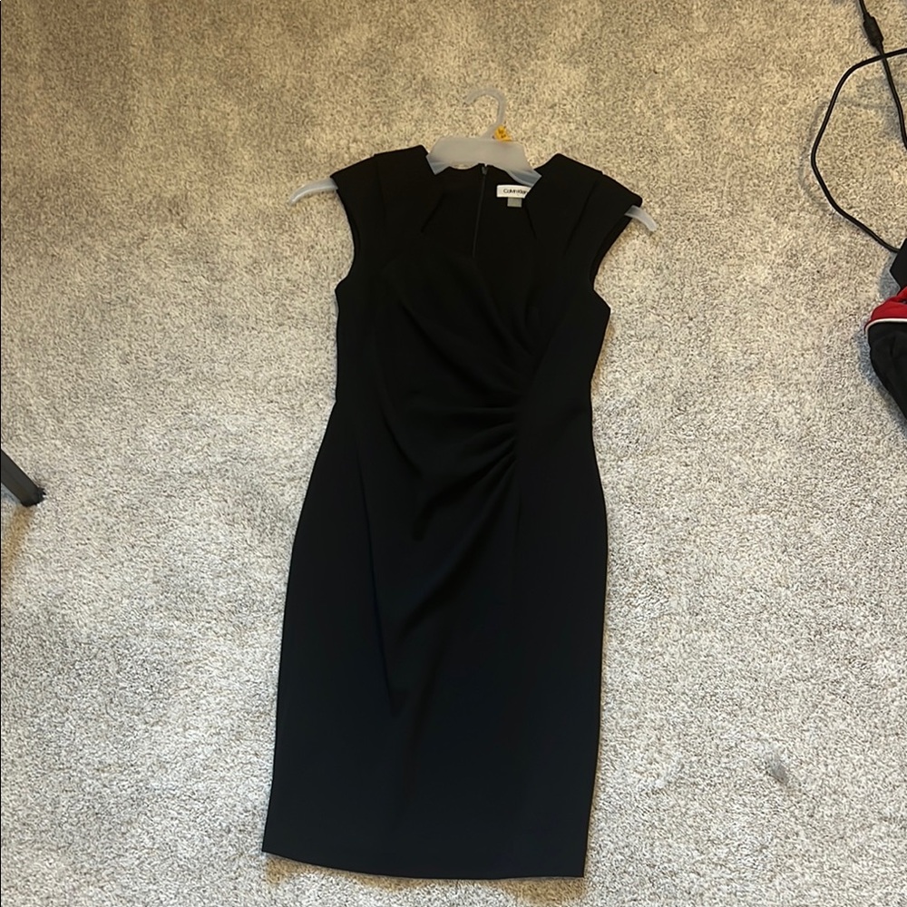 Black Sheath Dress Knee-Length Ruched